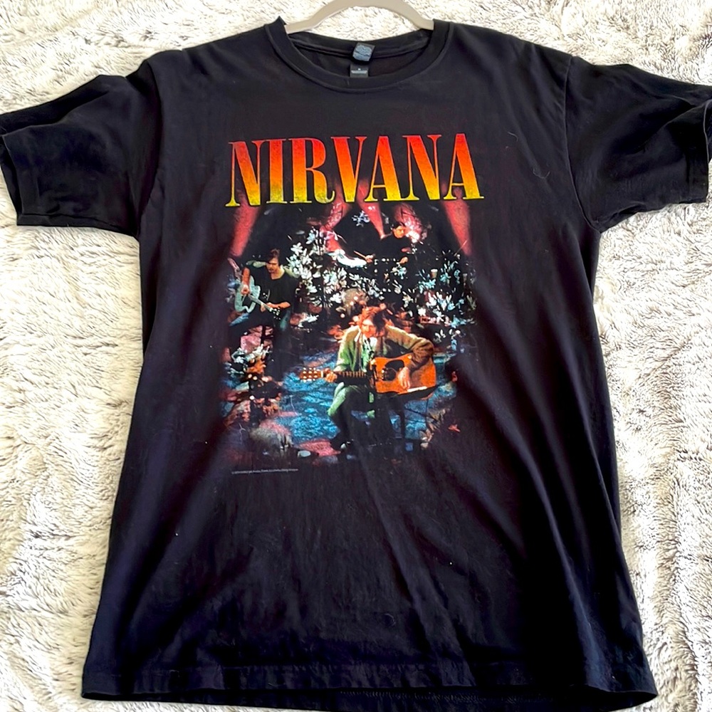 Size M Nirvana Band Tee “Unplugged In New York”
